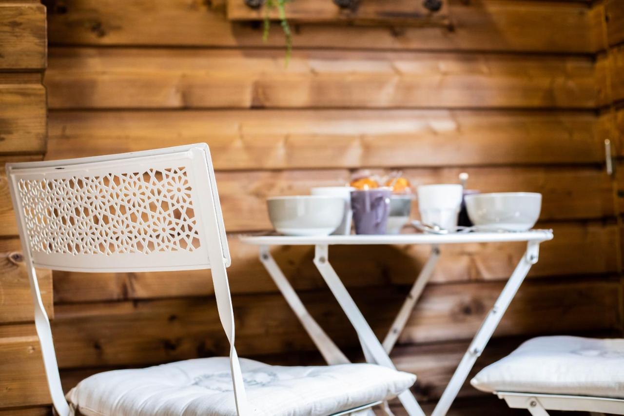 Cosmo Ideal Famille Rue Carnot Annecy Exterior photo